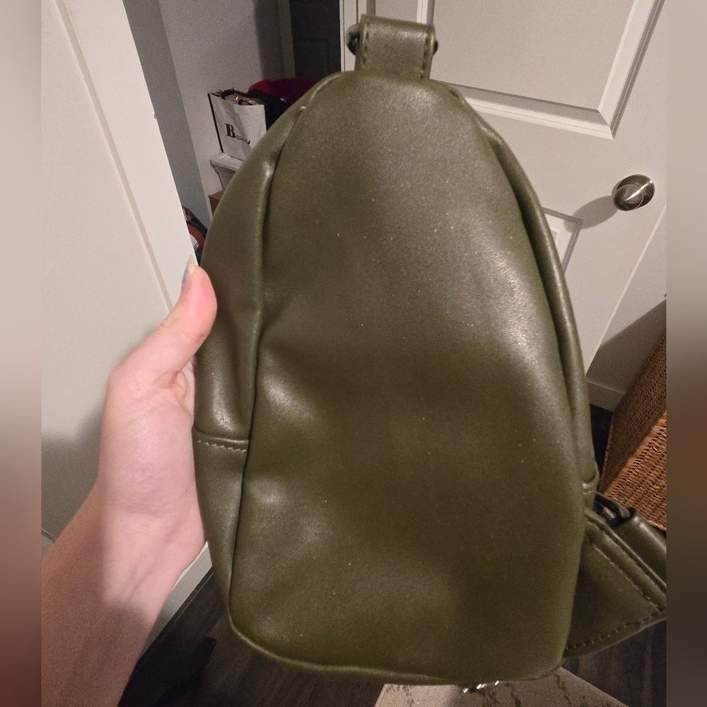 NWOT Summer & Rose Dark Olive Green Sequoia Crossbody Bag - Picture 6 of 6